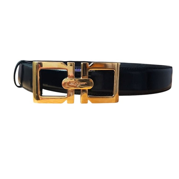 SALVATORE FERRAGAMO x VINTAGE gold tone logo belt buckle with belt