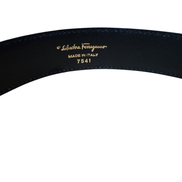 SALVATORE FERRAGAMO x VINTAGE gold tone logo belt buckle with belt