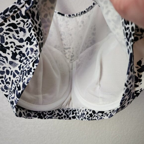 ATHLETA Abstract Animal print swim top bikini top underwire 38D/DD