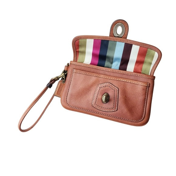 COACH Y2K GIGI legacy wristlet turnlock wallet smooth leather british tan