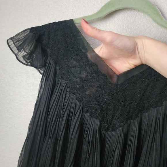 ROGERS VINTAGE 60s Black Pleated Nylon Tricot Babydoll Lingerie Nightie M