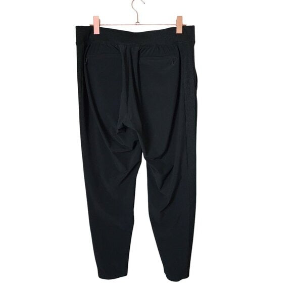 ATHLETA Brooklyn Ankle Pant in black travel wear athleisure pants size 12