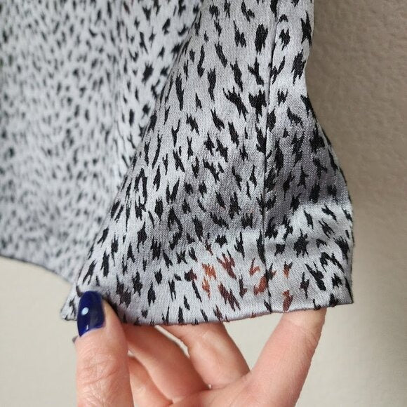CONSPIRACY VINTAGE 90s Sleeveless Satin Blouse Gray Black Abstract Print Keyhole
