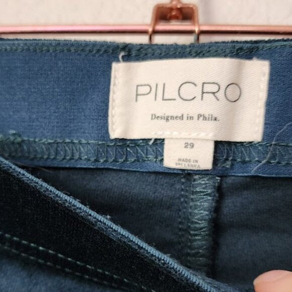 ANTHROPOLOGIE PILCRO Pull on Pants Retro Flare velvet Pants Sea green 29