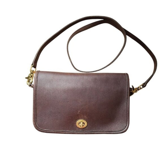 COACH VINTAGE Penny Pocket Bag in Chocolate Brown Glovetanned Leather USA