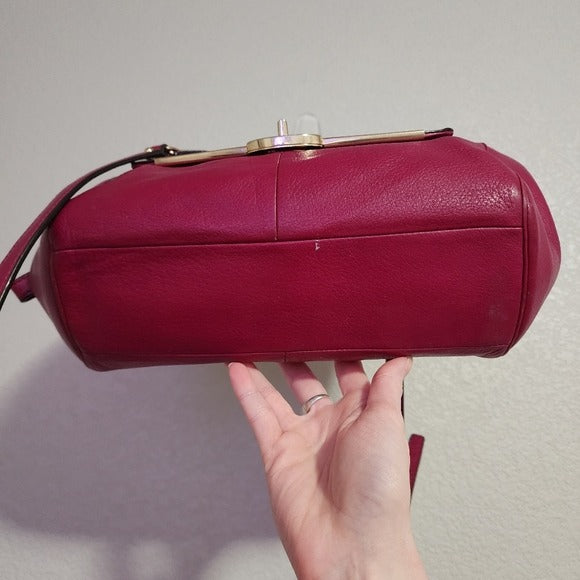 COACH Madison Madeline East/West Satchel Small in Magenta pink