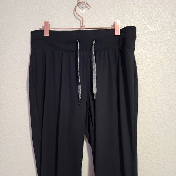ALP N ROCK athletic athleisure apres ski jogger pants in black size 2