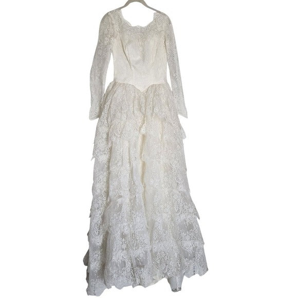 ALFRED ANGELO VTG Cupcake Ruffle Lace Wedding Gown Long Sleeve Sweetheart