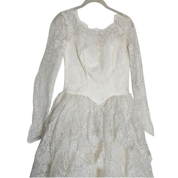 ALFRED ANGELO VTG Cupcake Ruffle Lace Wedding Gown Long Sleeve Sweetheart