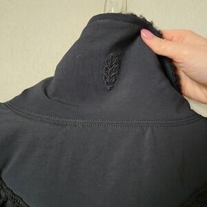 FREE PEOPLE MOVEMENT Care Seaside Fleece Crochet Eyelet 1/4 Zip Jacket Black XS